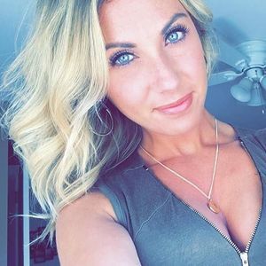 Meet your Posher, Lacey